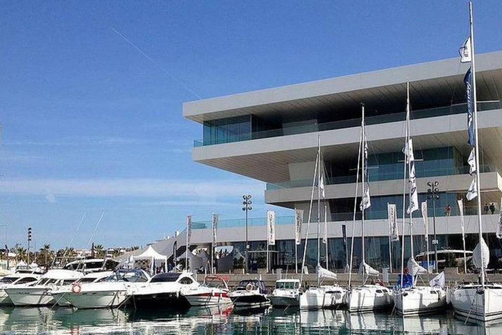 Luminoso Apartamento * La Marina De Valencia Buitenkant foto